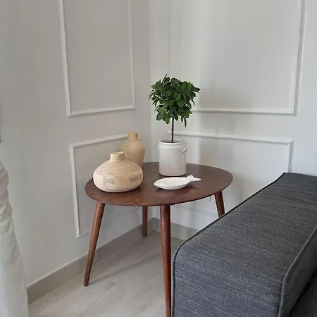 Close To Everything Bright Modern Apartman