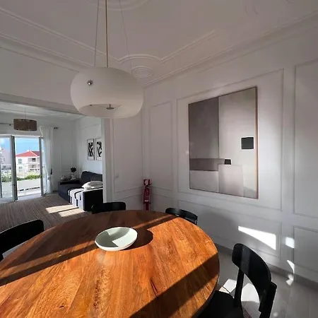 Close To Everything Bright Modern