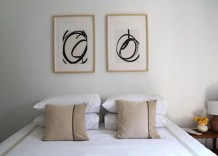 Apartman Close To Everything Bright Modern Nazaré